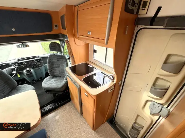 Fahrzeugbild Challenger Genesis 34 #30