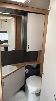 Toilette Knaus Sport 420 QD Zustand sehr gut