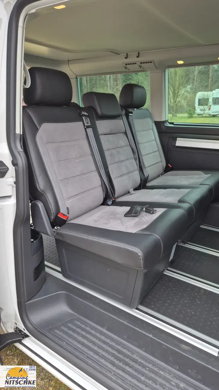 Fahrzeugbild VW California T6.1 Beach Camper Edition 204 PS*4Motion*2.5to-AHK*LED*+ #17