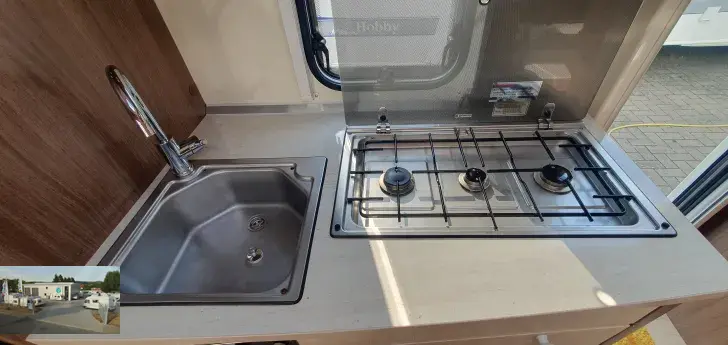Fahrzeugbild Bürstner Averso 560 TK Nr. 64 - Etagenb., Doppelb. #13