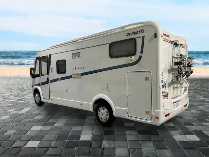 Fahrzeugbild Dethleffs Globebus I008/Festbett+Hubbett/2xKlima/Garage #4