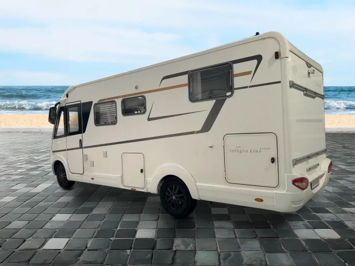 Fahrzeugbild Eura Mobil Integraline 695 QB/Queensbett+Hubbett/Garage #4
