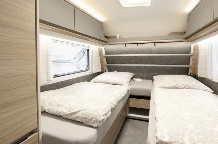 Fahrzeugbild Dethleffs Nomad 490 EST #10