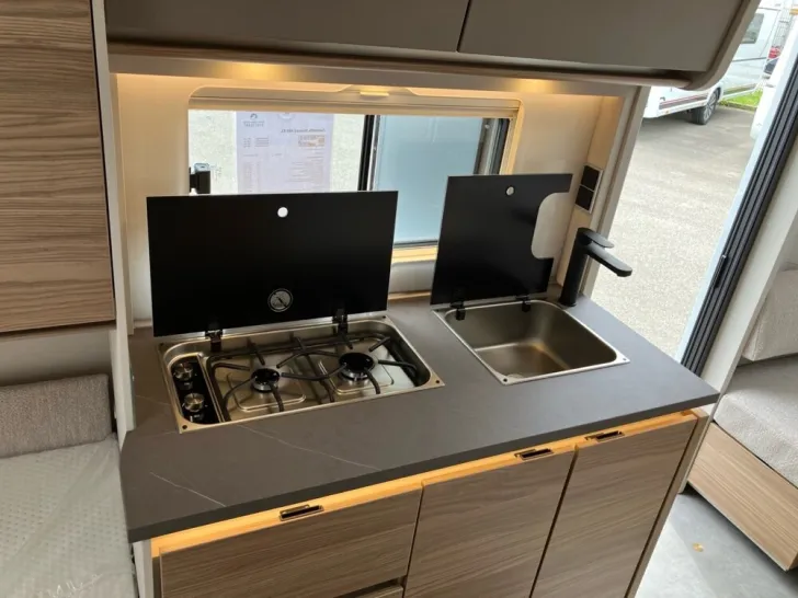 Fahrzeugbild Dethleffs Nomad 460 EL #9