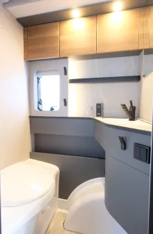 Fahrzeugbild Hymer Eriba Feeling 425 Auflastung 1.600 kg Schlafdach #14