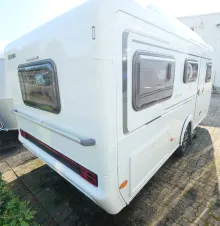 Fahrzeugbild Hymer Eriba Feeling 425 Auflastung 1.600 kg Schlafdach #3