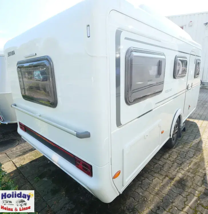 Fahrzeugbild Hymer Eriba Feeling 425 Auflastung 1.600 kg Schlafdach #3