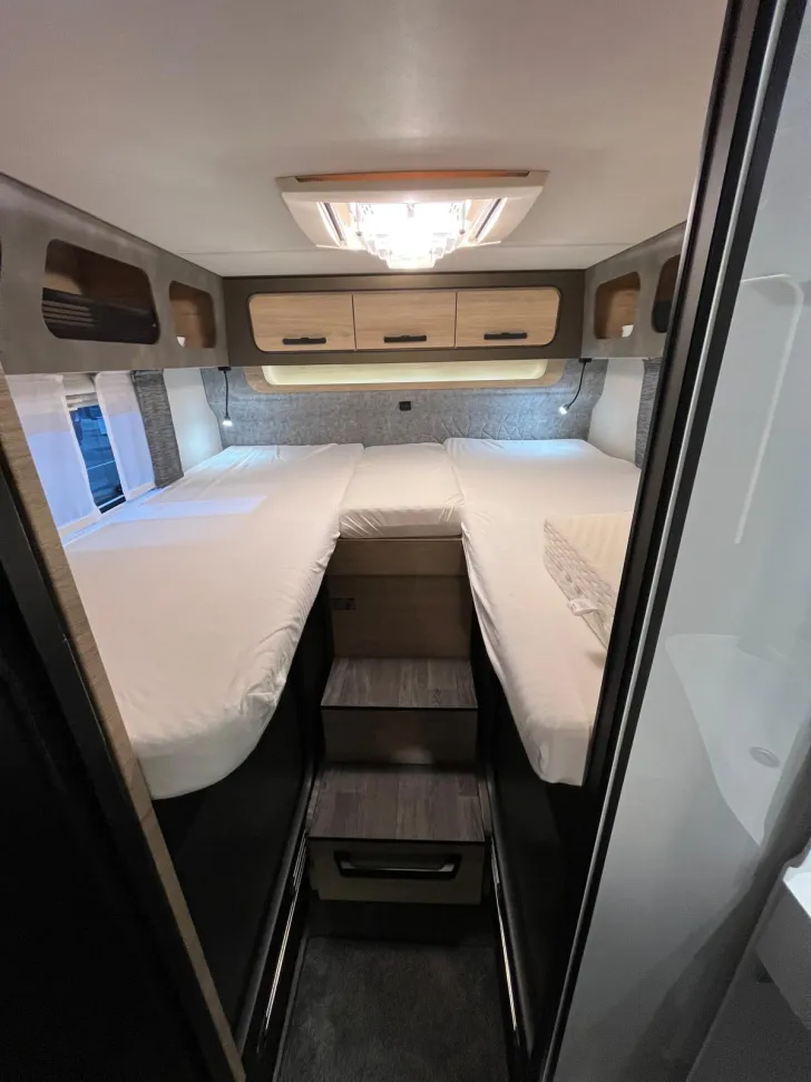 Fahrzeugbild Weinsberg CaraCompact EDITION PEPPER 600 MEG jetzt NEU MJ2027 #14
