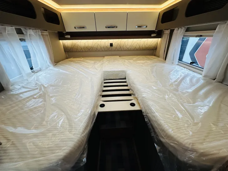 Fahrzeugbild Weinsberg CaraCompact EDITION PEPPER 600 MEG AKTION ; Klimaanlage Dach #14