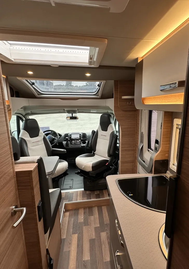 Fahrzeugbild Weinsberg CaraCompact EDITION PEPPER 600 MEG AKTION ; Klimaanlage Dach #8