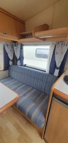 Fahrzeugbild Hobby De Luxe Easy 400 KB Nr. 68 - 2 Sitzgruppen #19