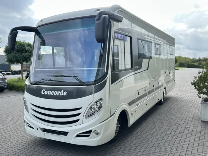 Fahrzeugbild Concorde Carver 894 L #2