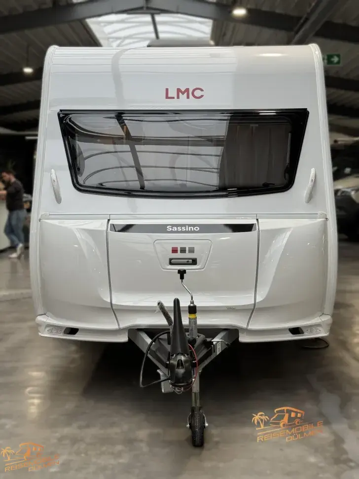 Fahrzeugbild LMC Sassino 460 E #2