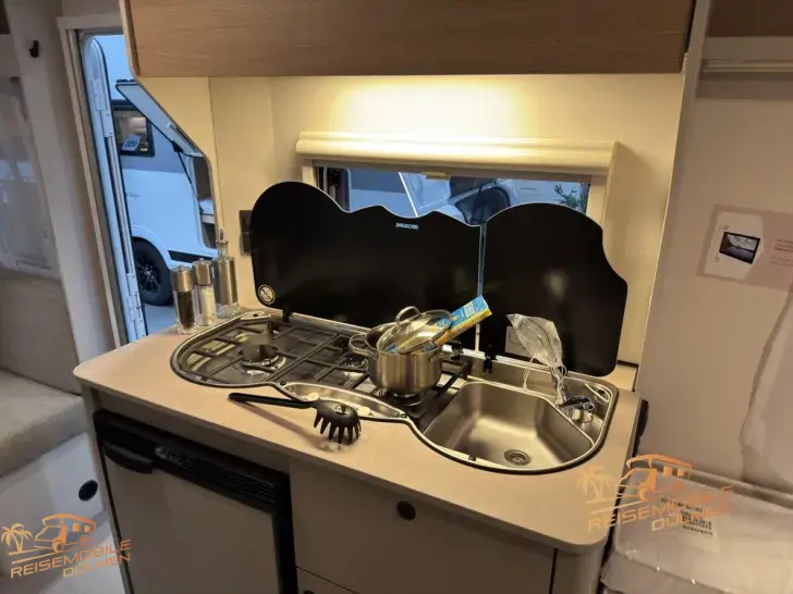 Fahrzeugbild LMC Sassino 460 E #18