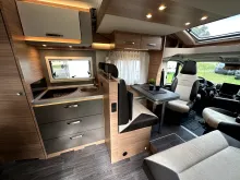 Fahrzeugbild Weinsberg CaraSuite 650 MF Edition Spicy *Hubbett* #15