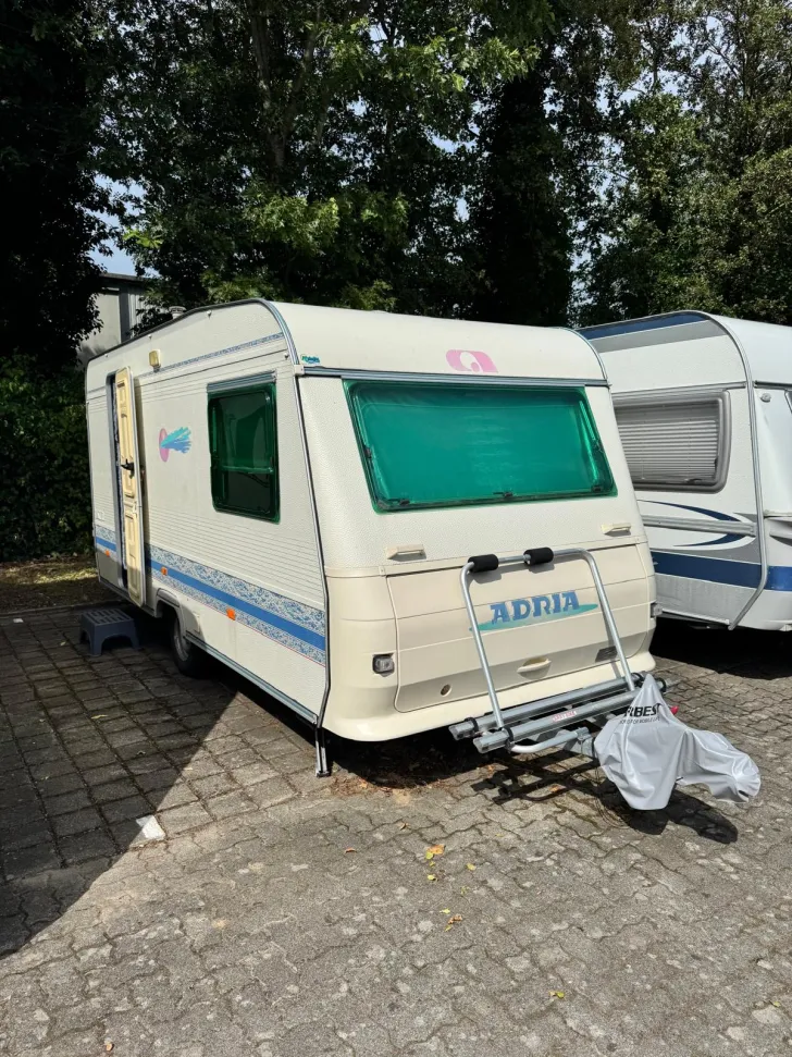 Fahrzeugbild Adria Unica A 430 PH leicht, gepflegt & trocken #1
