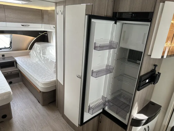 Fahrzeugbild Hobby Prestige 560 UL Mover;; Autark; Markise; FH #9