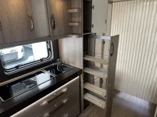 Fahrzeugbild Hobby Prestige 560 UL Mover;; Autark; Markise; FH #12