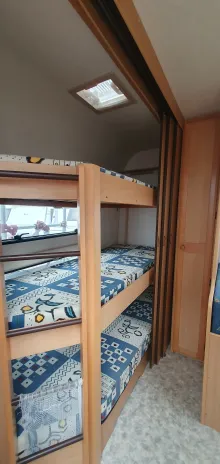 Fahrzeugbild TEC Travel King Saphir 530 TK Nr. 79 - 3 Etagenb., Doppelb. #7
