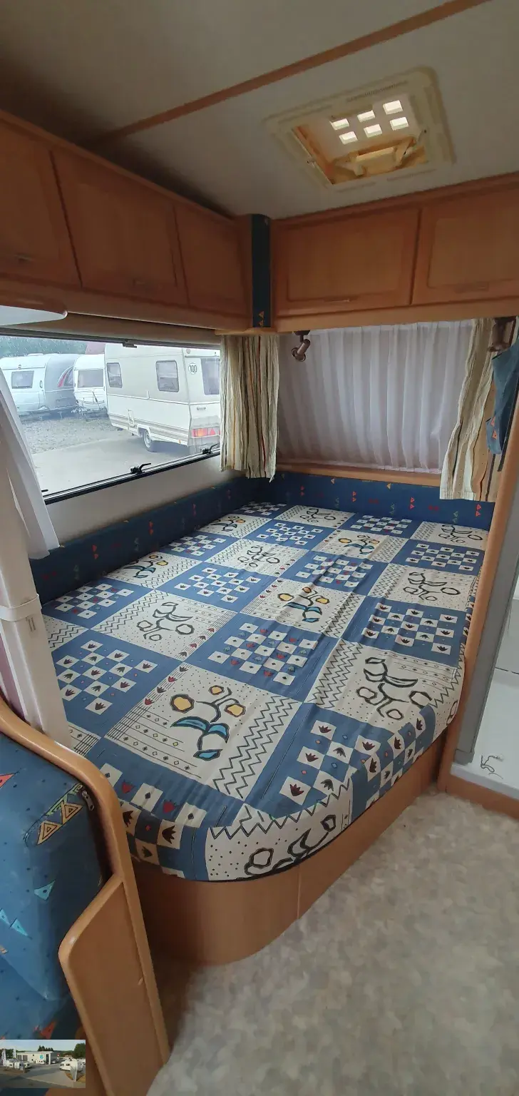 Fahrzeugbild TEC Travel King Saphir 530 TK Nr. 79 - 3 Etagenb., Doppelb. #20