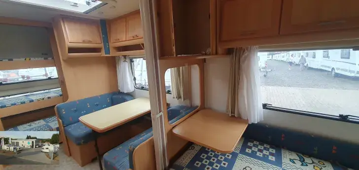 Fahrzeugbild TEC Travel King Saphir 530 TK Nr. 79 - 3 Etagenb., Doppelb. #25