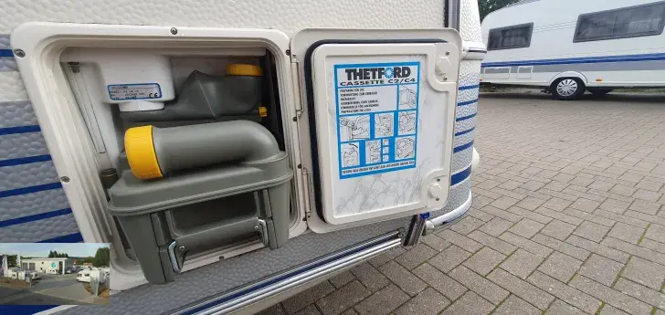 Fahrzeugbild TEC Travel King Saphir 530 TK Nr. 79 - 3 Etagenb., Doppelb. #36