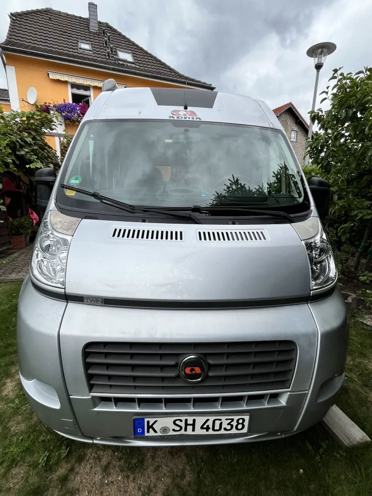Fahrzeugbild Adria Twin SL Titan XL Van #4