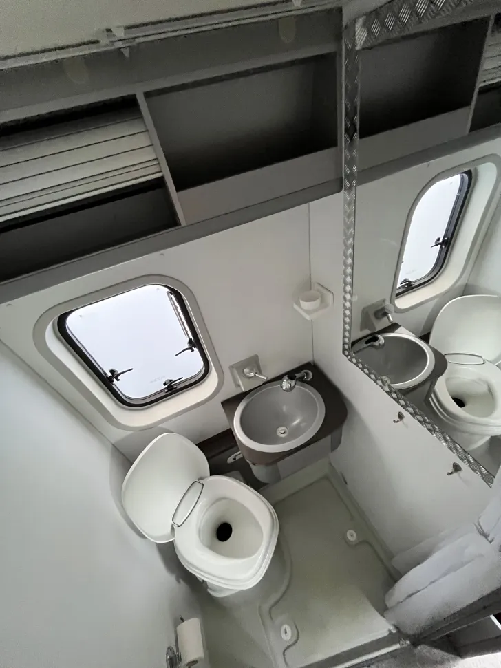 Fahrzeugbild Adria Twin SL Titan XL Van #10