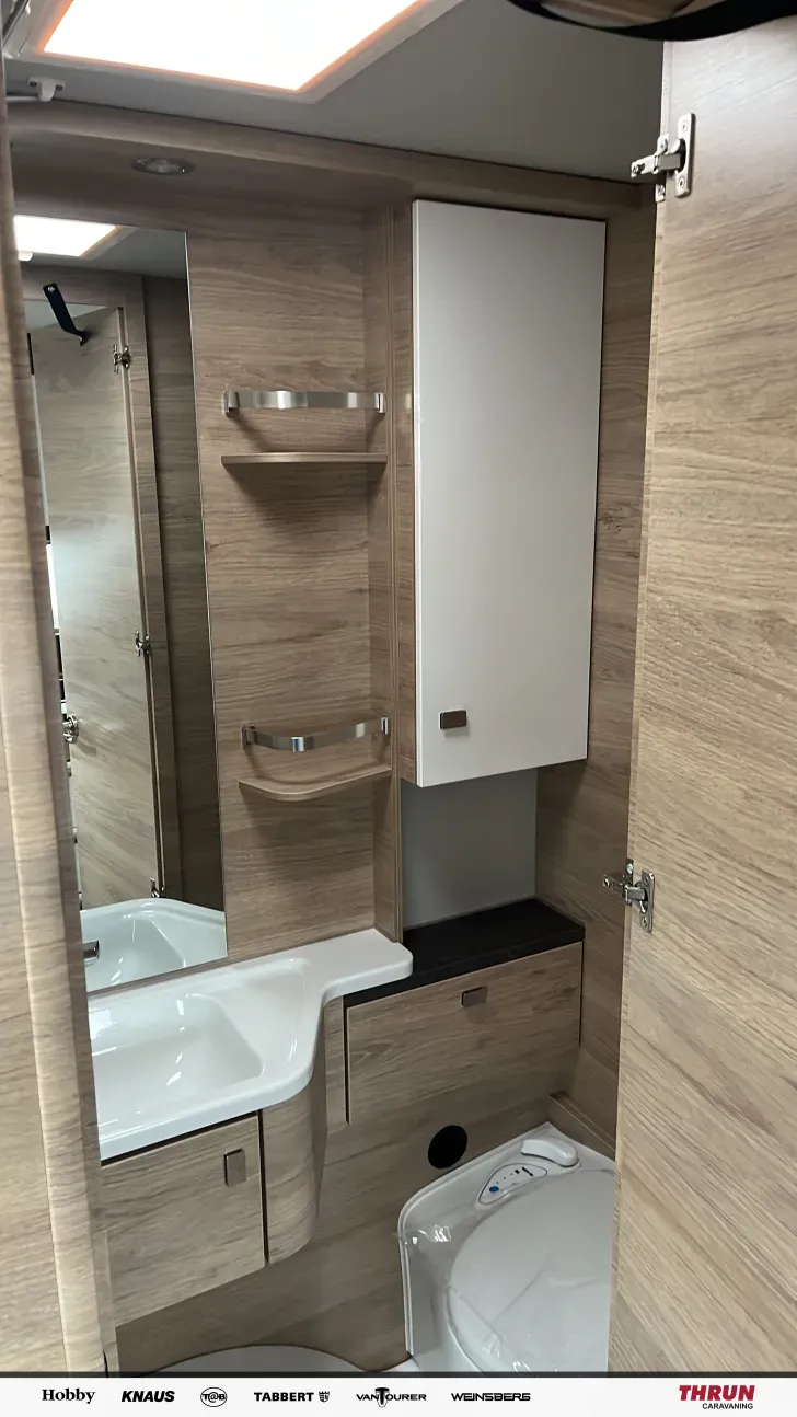 Toilette Tabbert Pantiga 490 E 2,3 Finest Edition mit Mover-Paket