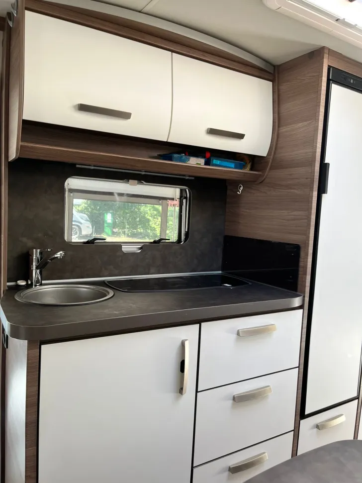 Fahrzeugbild Knaus Sport 500 KD Silver Selection gut geplegt #11