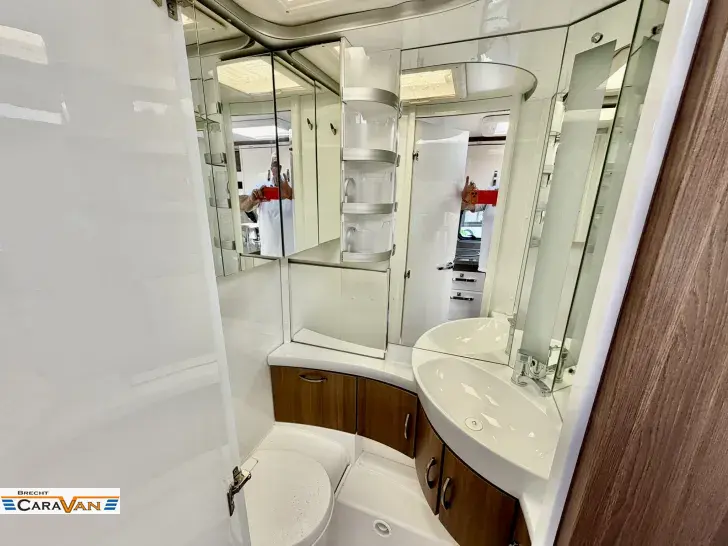 Fahrzeugbild Hobby Prestige 620 CL Hubstützen E&P Mover, Markise #10