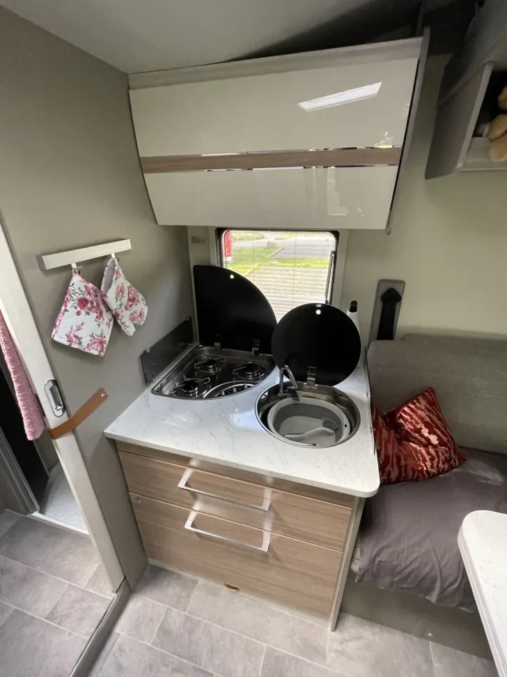 Fahrzeugbild Ahorn Camp Camp Modell 640 plus, g #8