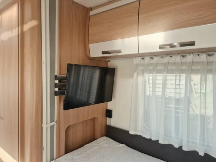 Fahrzeugbild Knaus Südwind 460 EU Silver Selection Top Zustand #7