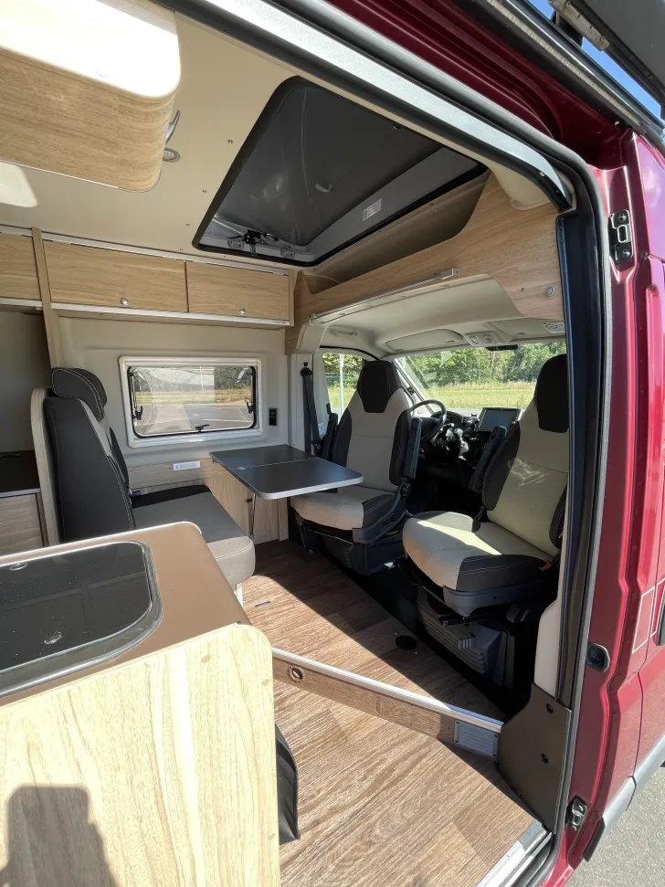 Grundriss Tag Hymer Camper Van Serengeti