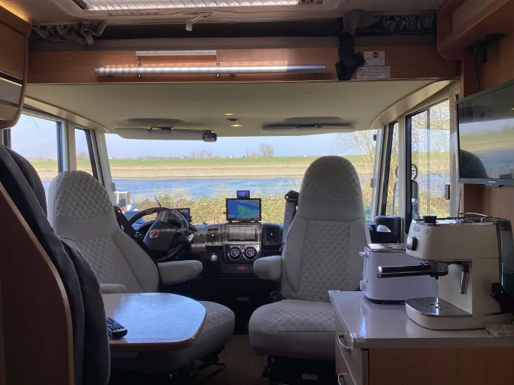 Grundriss Tag Dethleffs Globebus I 004 Sehr gut gepflegt