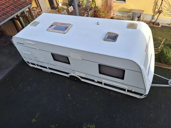 Fahrzeugbild Dethleffs Camper 530 FSK gepflegter Familienwohnwagen #1