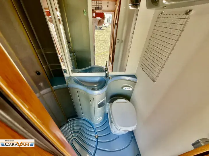 Fahrzeugbild Eura Mobil Terrestra A 570 HS gepflegt / 1. Hand #11