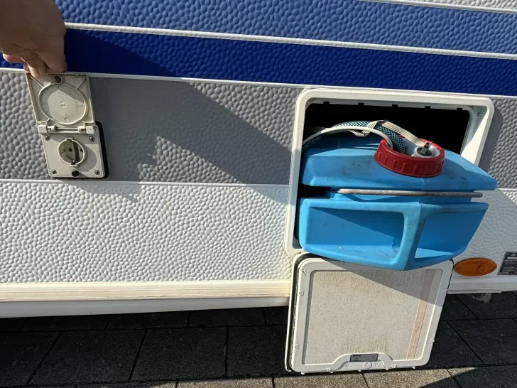 Fahrzeugbild Hobby De Luxe Easy 440 SF mit Mover, Dachreling+Leiter #12