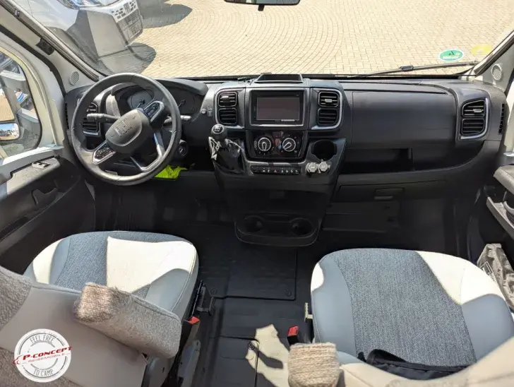 Fahrzeugbild Bürstner Campeo TD 690 G Listenpreis 101.380€ #18