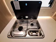 Fahrzeugbild Carado Edition26 T Ford 447 Automatik, Hubbett, Solar #12