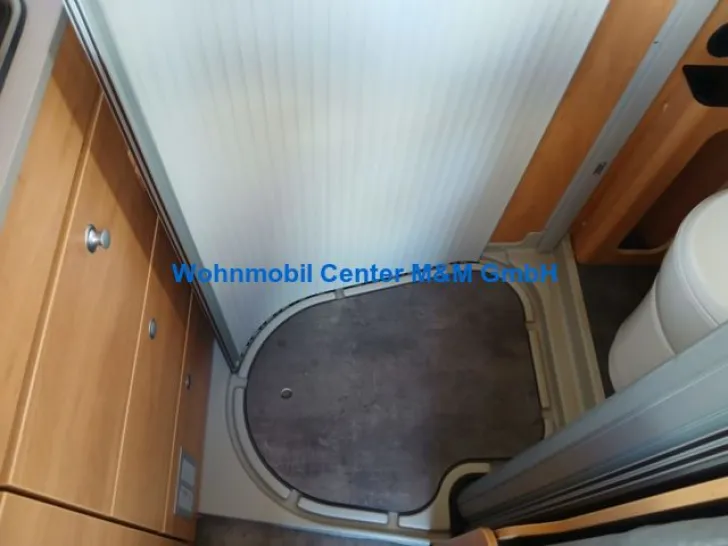 Fahrzeugbild Pössl RoadStar 600 L Markise Navi Kamera #8
