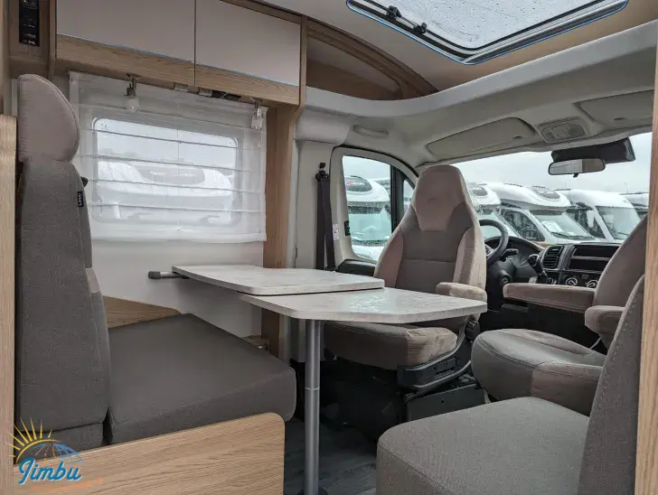 Fahrzeugbild LMC Cruiser V 646 G #15