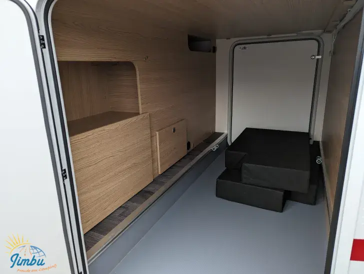Fahrzeugbild LMC Cruiser V 646 G #38
