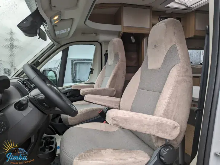 Fahrzeugbild LMC Cruiser V 646 G #9