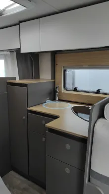 Fahrzeugbild LMC Tourer Lift H 664 G #18