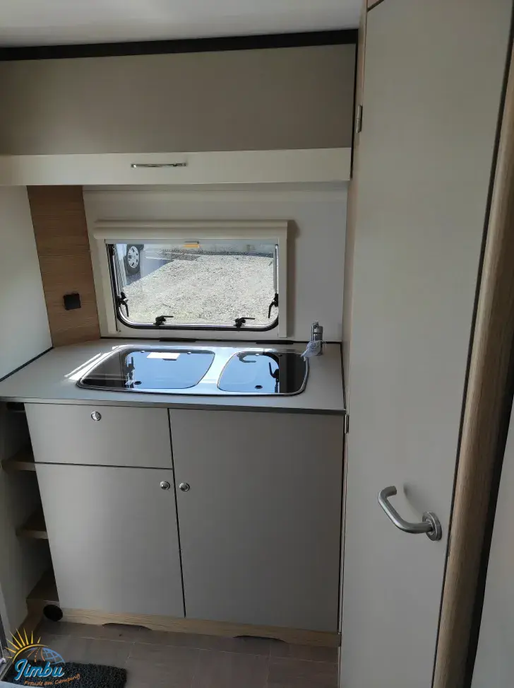 Fahrzeugbild LMC Sassino 450 D #12