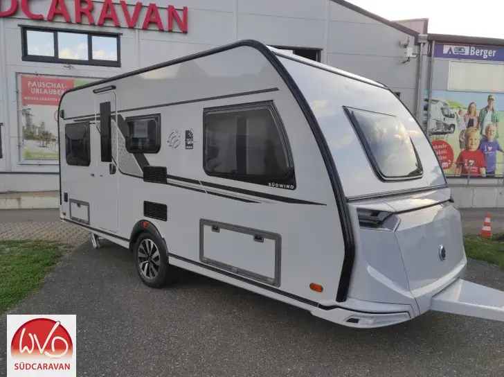 Fahrzeugbild Knaus Südwind 460 EU Black Selection #4