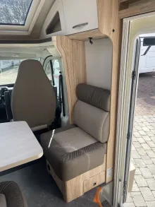 Fahrzeugbild Eura Mobil Profila T 695 EB Mondial Edition 180 PS * Automatik * Lithium #8