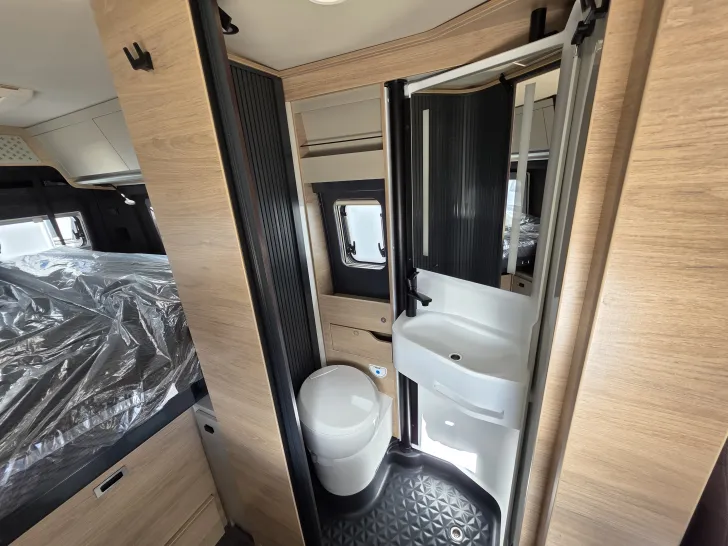 Fahrzeugbild Knaus BoxTime 630 MX AHK-Hubbett Heck-Dieselheizung #4