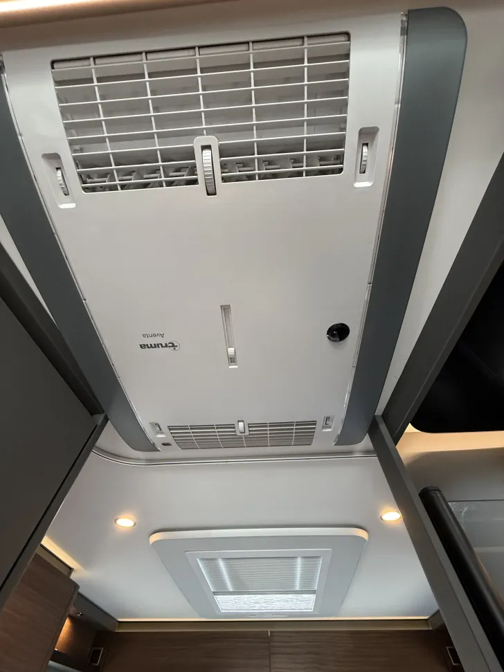 Fahrzeugbild Hymer B-Klasse MC I 680 hydr. Hubstützen, Aufbau Klima #13
